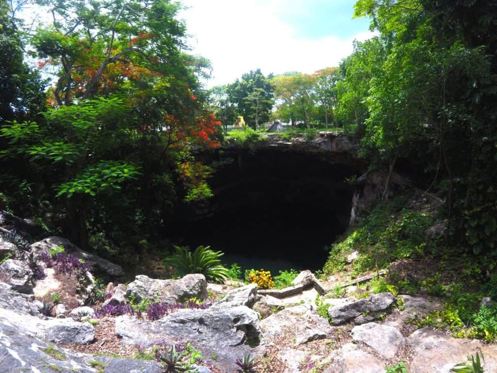 Cenote Zaci in Valladolid in Mexiko