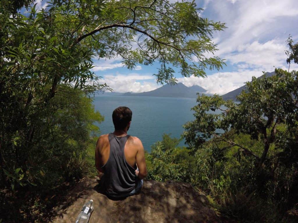 Aussichtspunkt bei der Wanderung am Lago de Atitlan in Guatemala