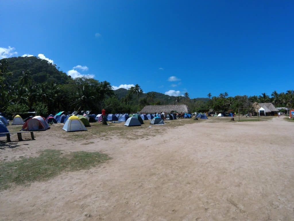 Camping im Tayrona Nationalpark mit Zelten in Kolumbien