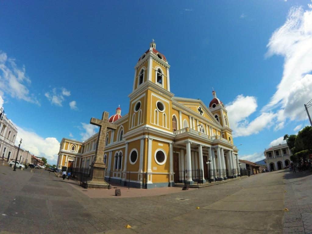 Die imposante Kathedrale von Granada in unserem Reisebericht