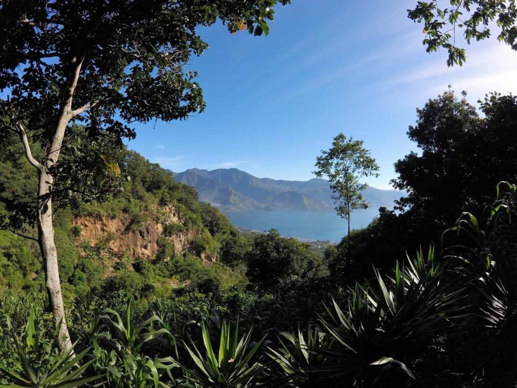 Aussicht auf San Pedro vom Vulkan in Guatemala bei unserem Reisebericht