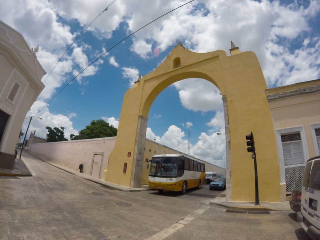 Bus fahren in Merida in Mexiko