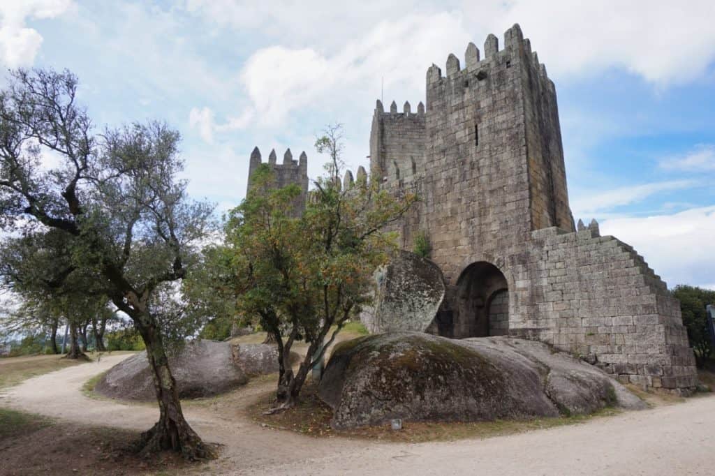Burg von Guimaraes in Nordportugal.