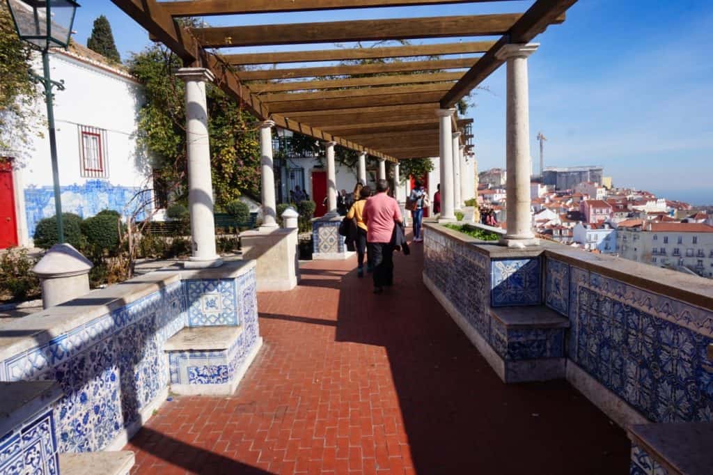 Santa Luzia Aussichtspunkt in Lissabon.