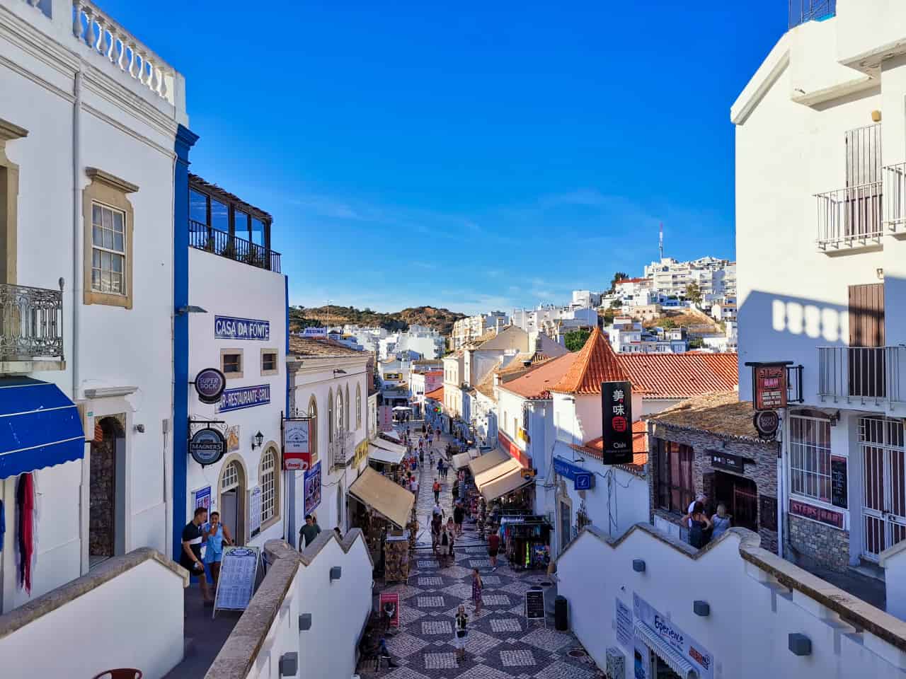 Albufeira in Portugal – hübsche Altstadt & Action für die ganze Familie