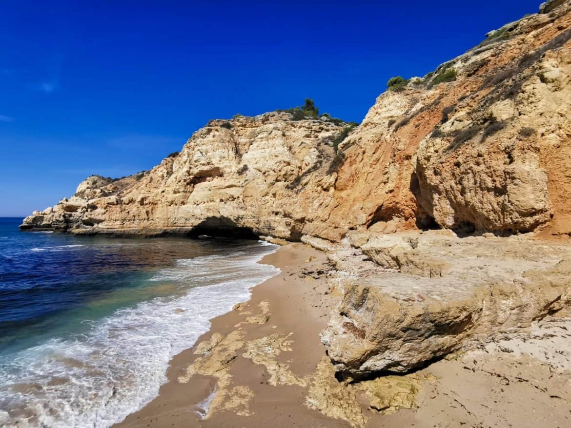 Die 11 schönsten Strände an der Algarve + Geheimtipps