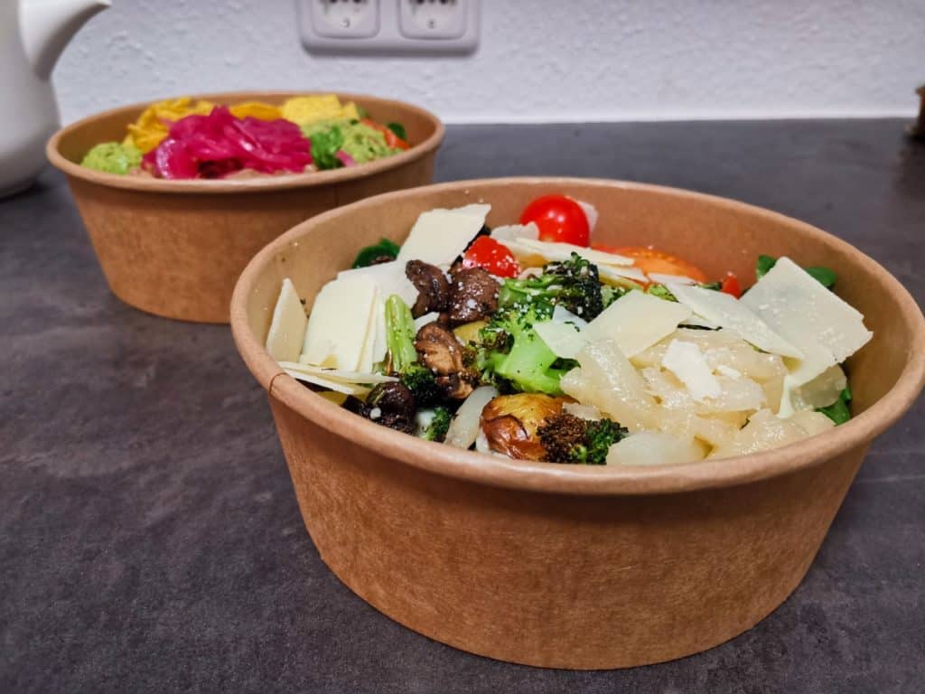 Vegetarische Bowl von Ma.Ke ist unser Tipp für vegetarisches Essen in Köln.