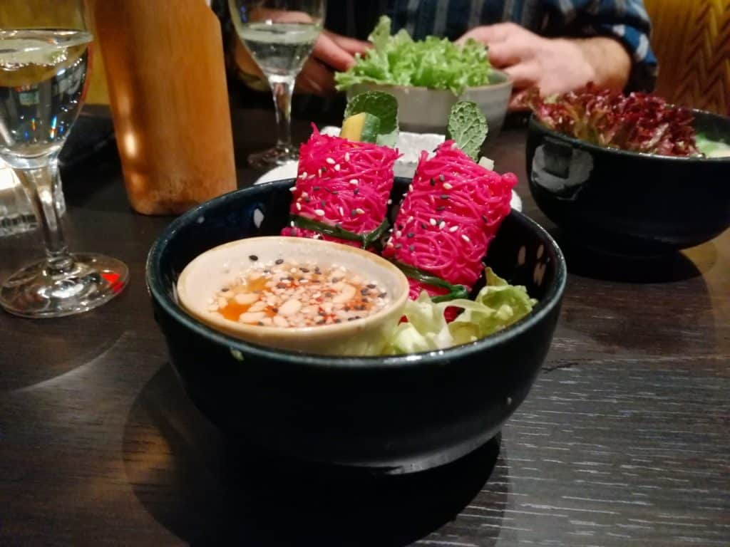 Asiatische Tapas im Udum vegan ist ein vegetarisches Restaurant in Köln.