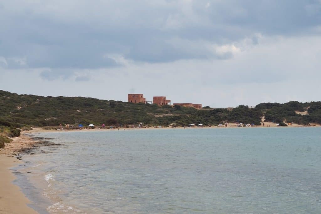 Sandstrand auf Paros ist der Lageri Strand.