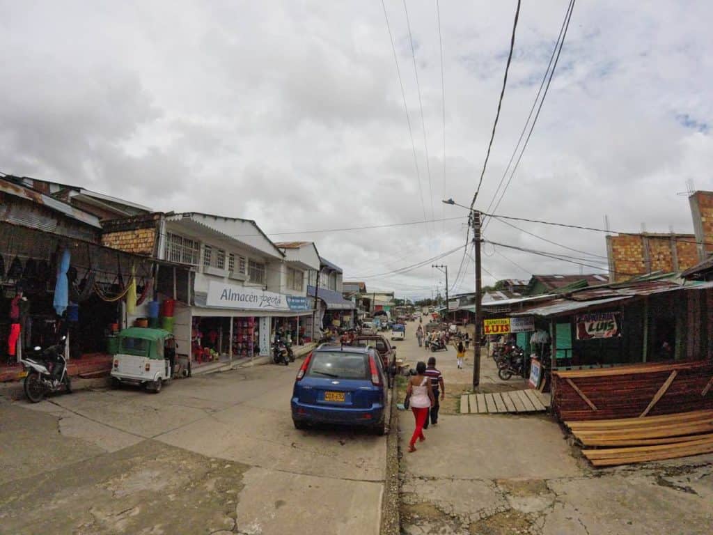 Der Malecon turistico in Leticia am Amazonas