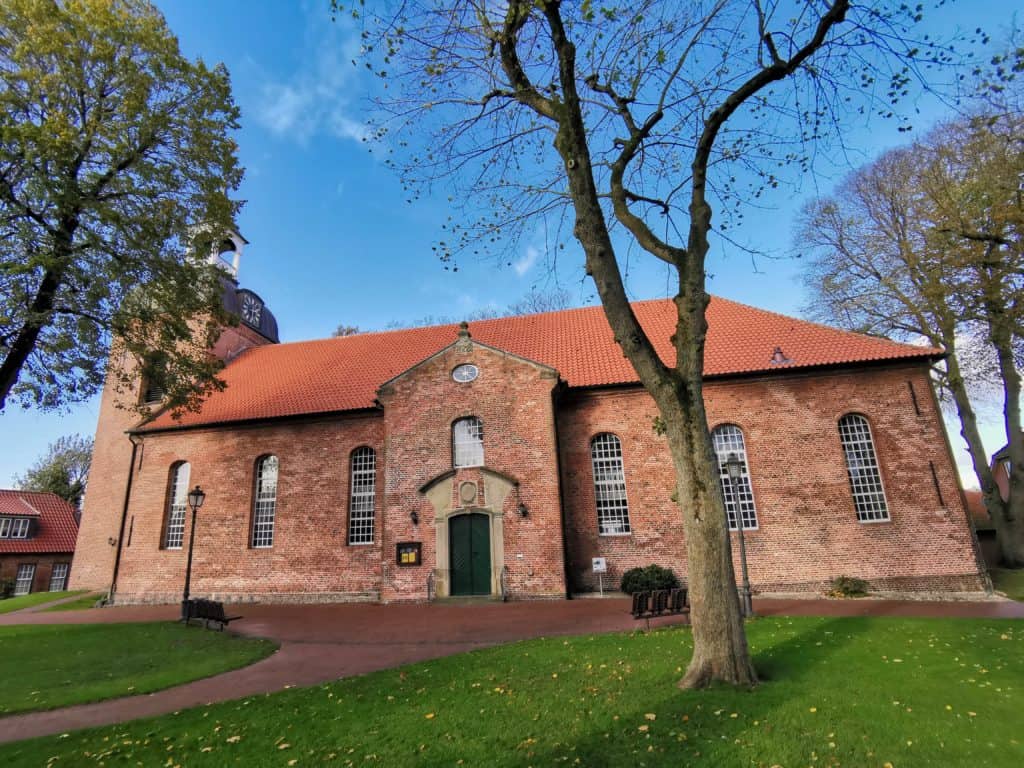Nikolaikirche ist ein Wahrzeichen von Wittmund.