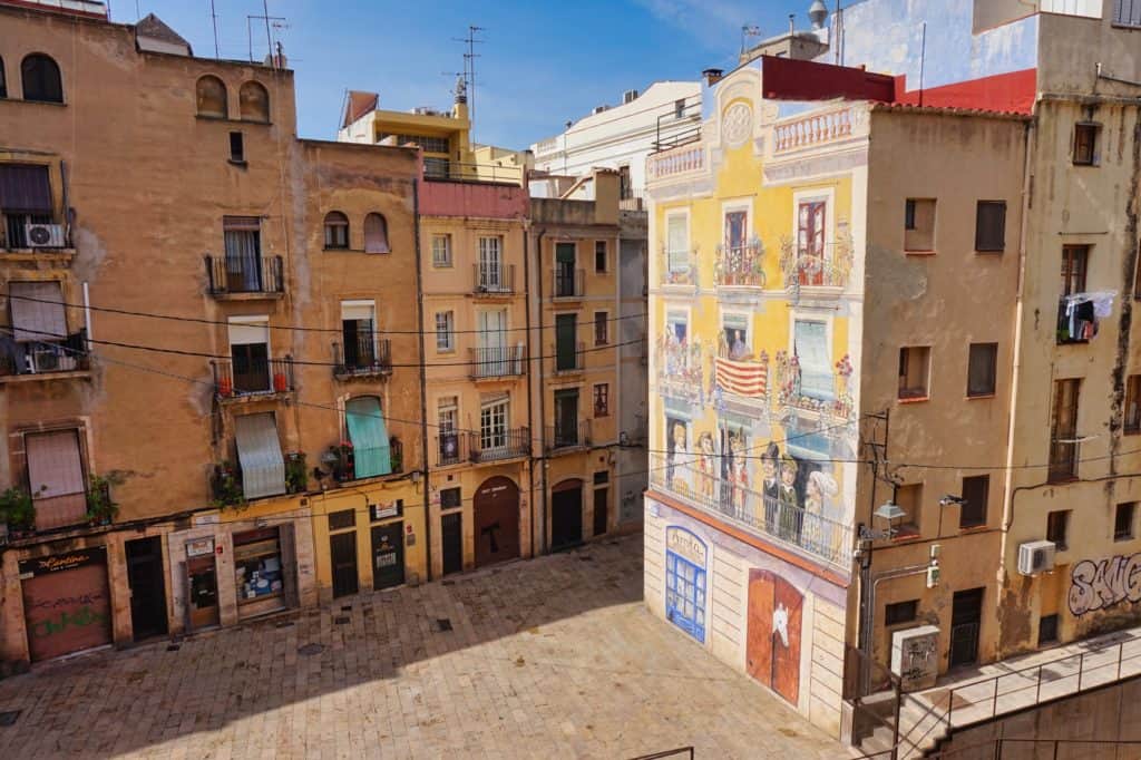 Bunte Altstadt von Tarragona ist einer der schönsten Orte in Katalonien.