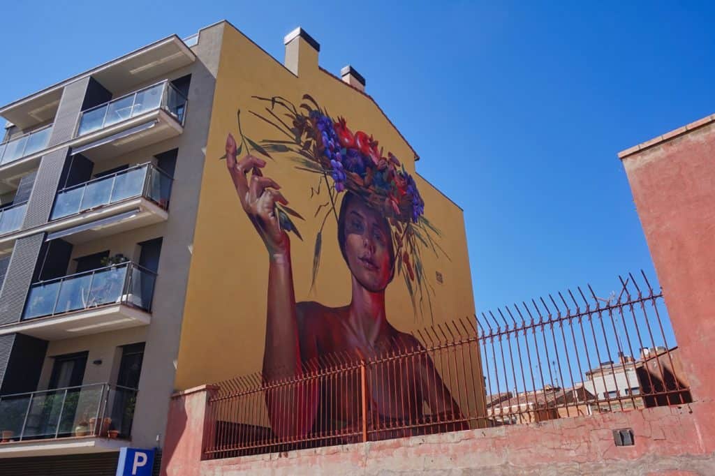 Großes Streetart Kunstwerk in Lleida.