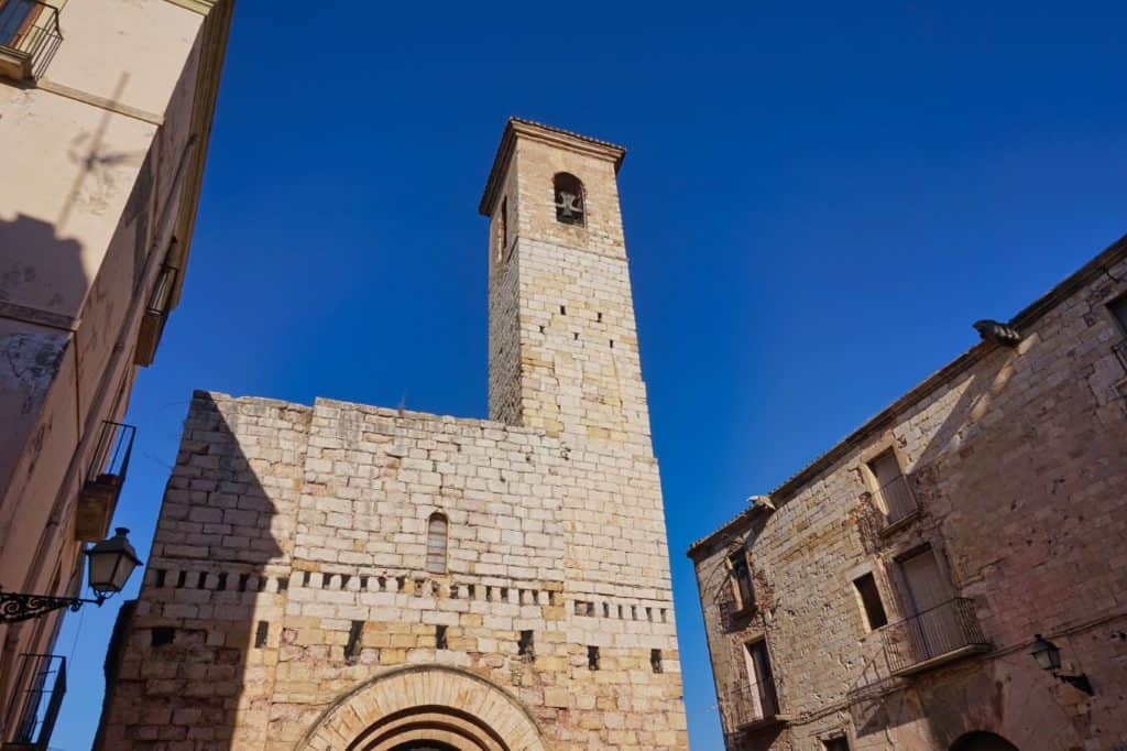 Kirche Eglesia de Sant Miquel in der Altstadt von Montblanc.