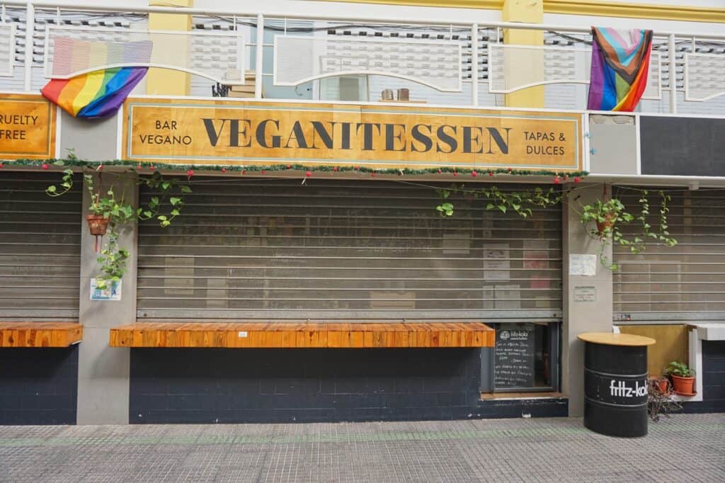 Marktstand Veganitessen ist ein Tipp für Veganer Essen im Zentrum von Sevilla.