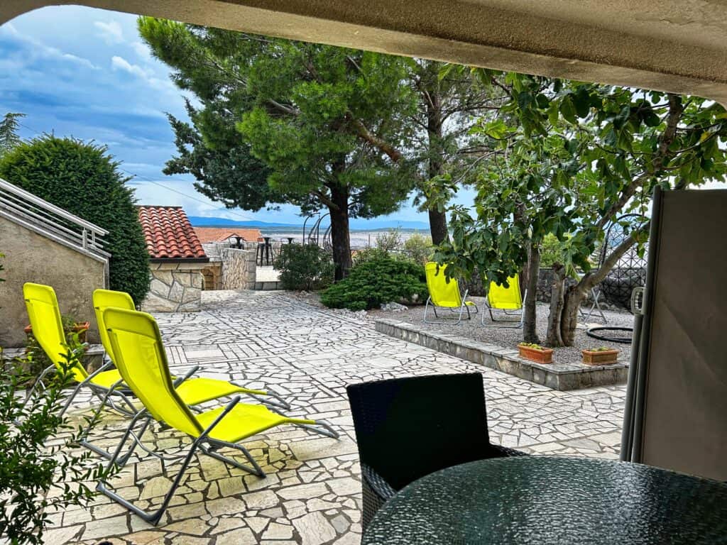 Ferienwohnung mit Terrasse in Jadranovo Kroatien.