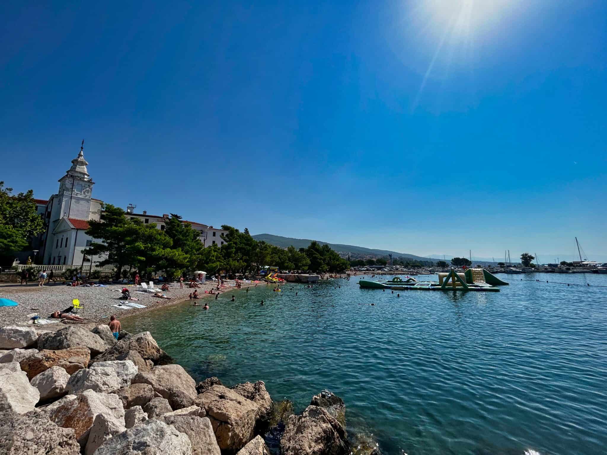 plaza-kastel-strand-crikvenica-2048x1536.jpeg