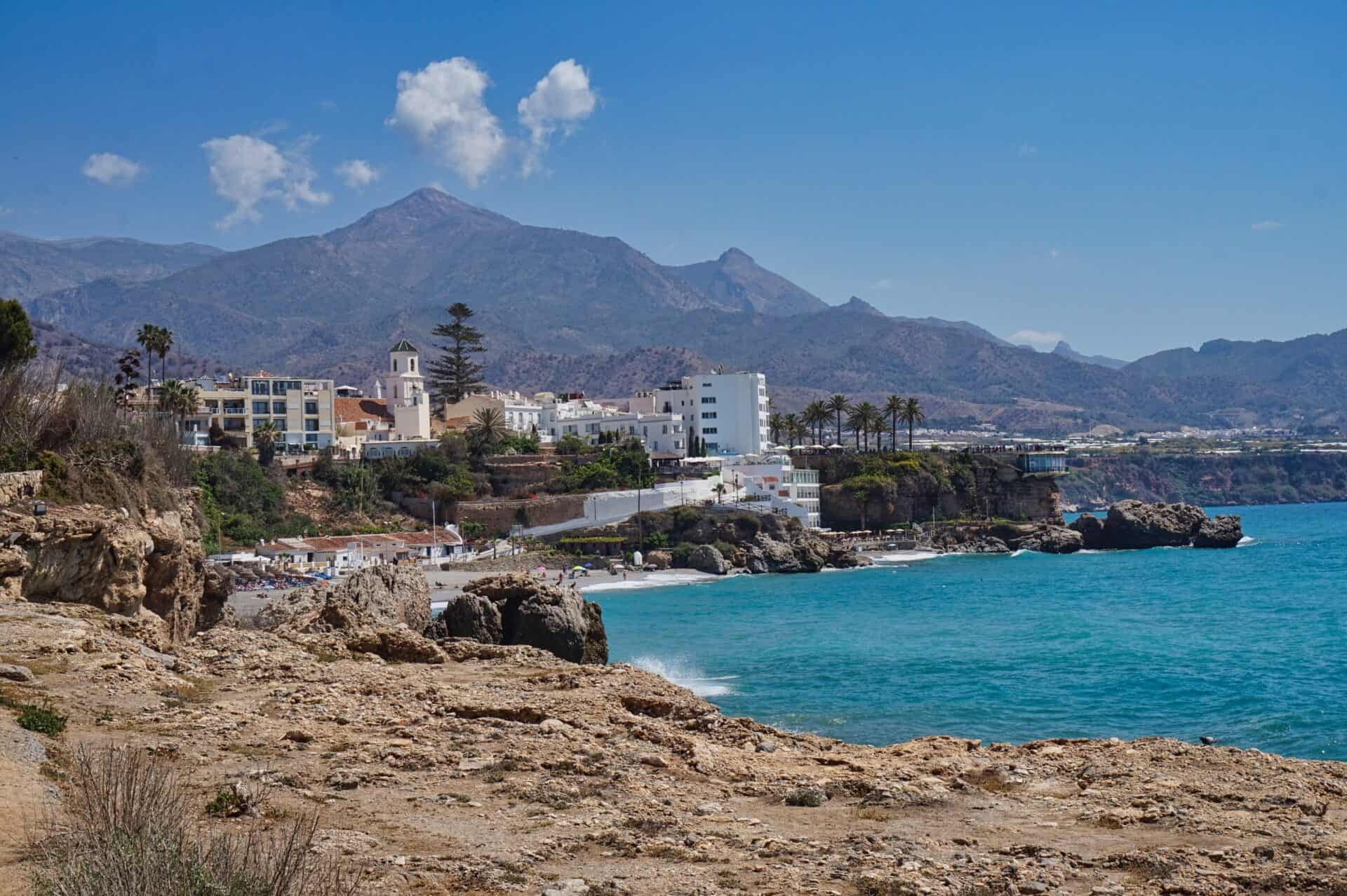 Nerja Strand • Die 10 schönsten Strände in Nerja, Spanien