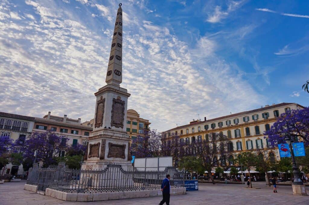 Plaza de la Merced ist ein schöner Platz im Stadtteil La Merced in Málaga