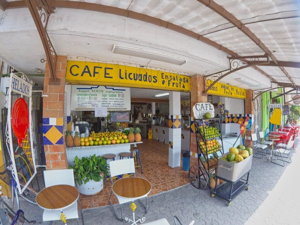 Ein Café in Tulum Mexiko