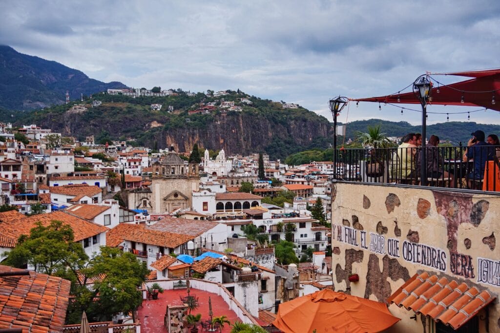 Dachterrasse des Restaurants Angels Inn in Taxco de Alarcon in Mexiko.