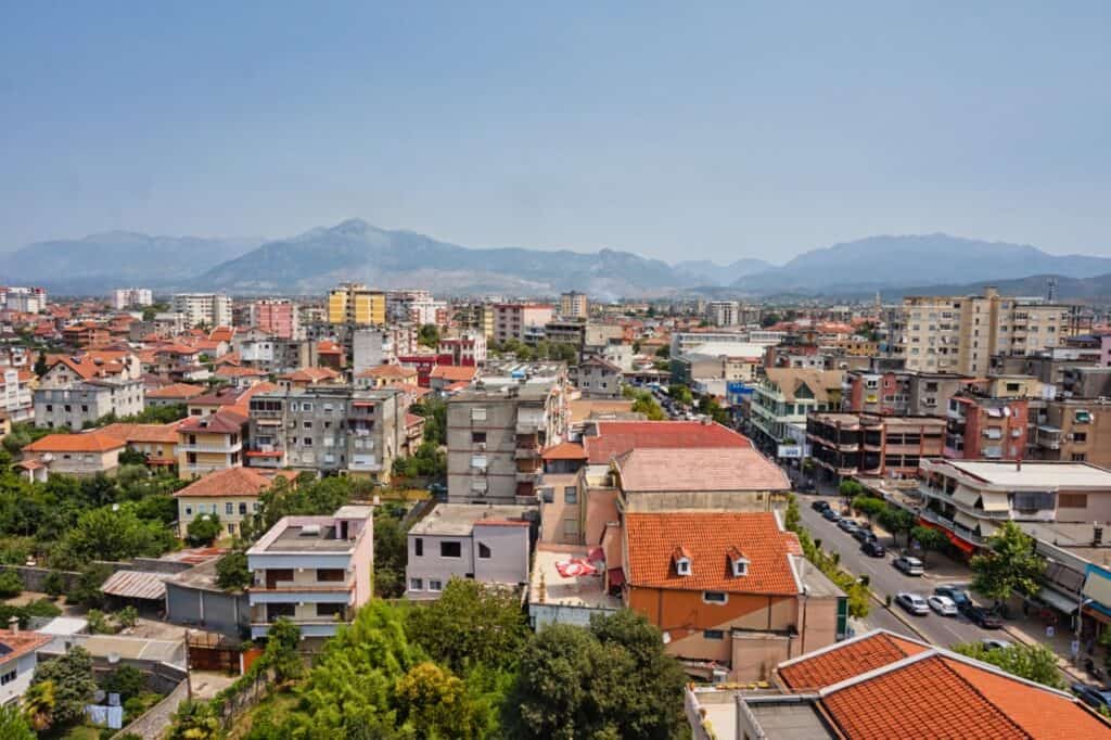 Ausblick von unserer Ferienwohnung in Shkodra in Albanien.