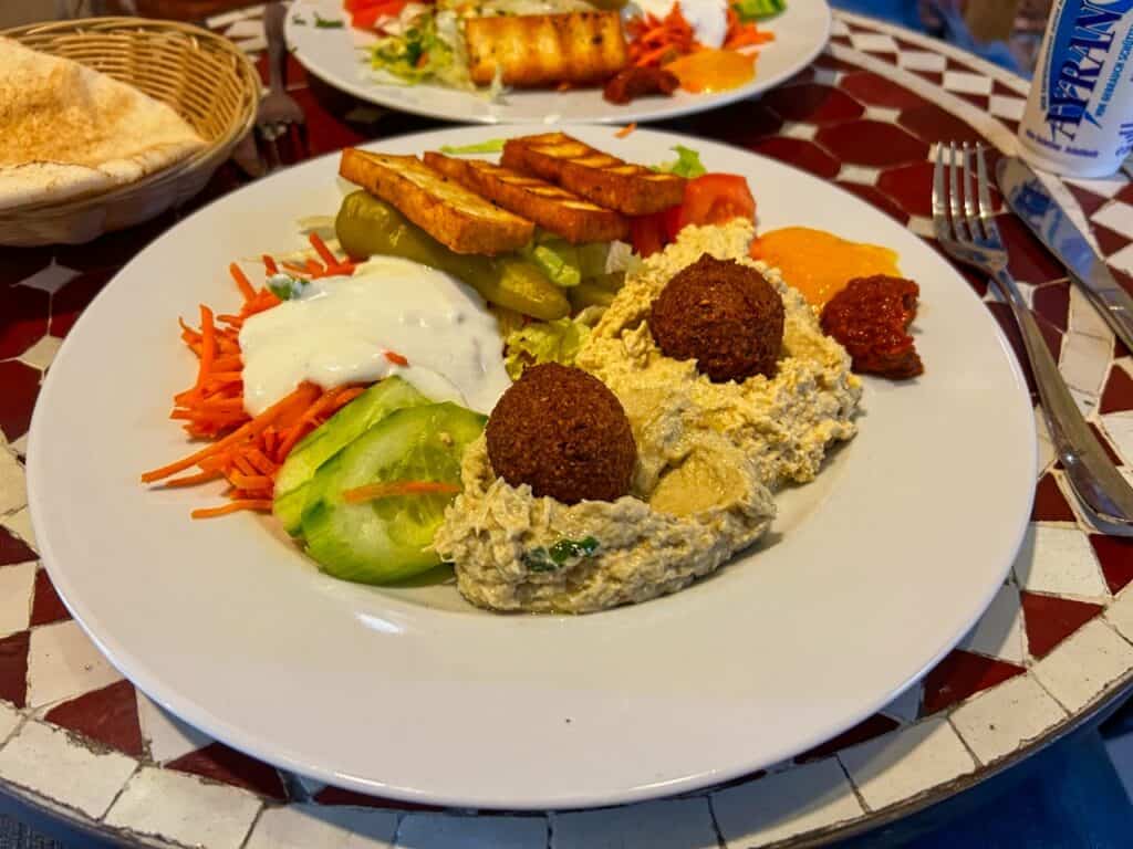 Orientalisches Essen im Restaurant Hayati in der Südstadt Köln.