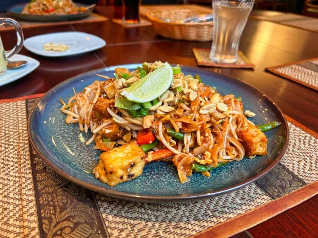 Pad Thai im Restaurant Rim Khong, unserem Tipp für ein thailändisches Restaurant in der Südstadt.