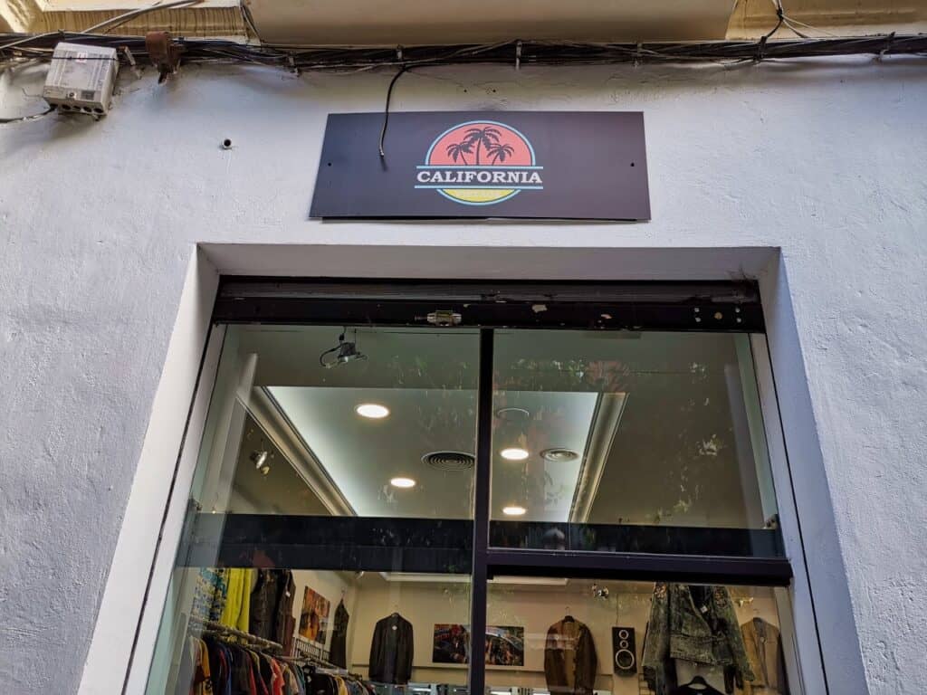 California Vintage ist unser Geheimtipp zum Shoppen in Cordoba.