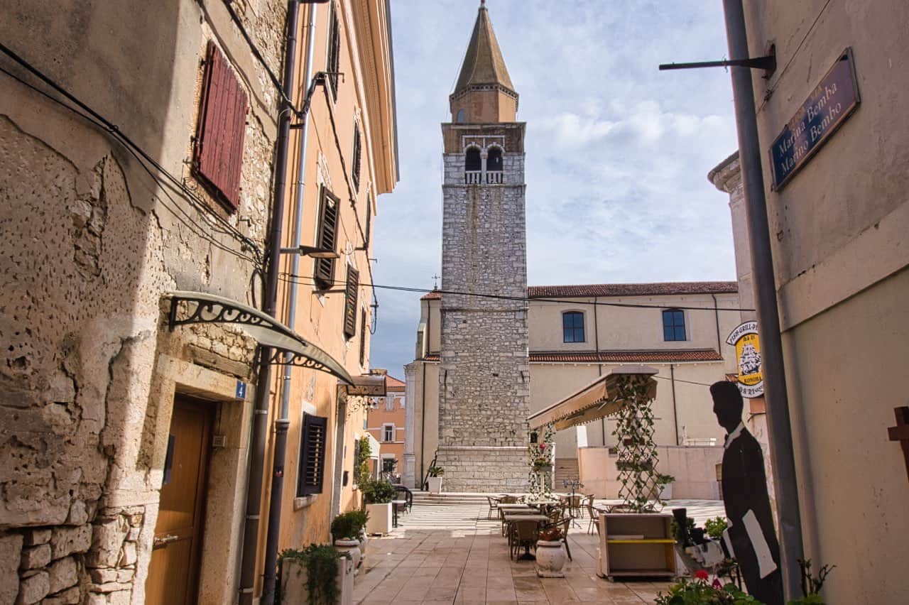 Umag Sehenswürdigkeiten: Unser ehrlicher Guide mit Karte (inklusive Strände, Restaurants, Unterkünfte & Ausflüge)