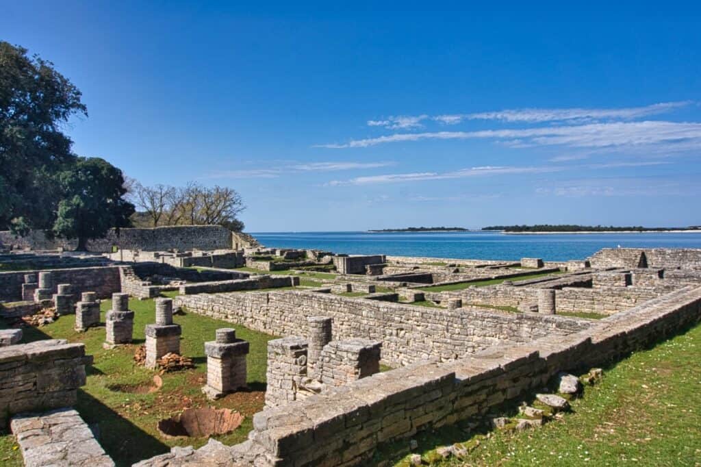 Byzanski Kastrum ist eine archäologische Stätte im Brijuni Nationalpark.