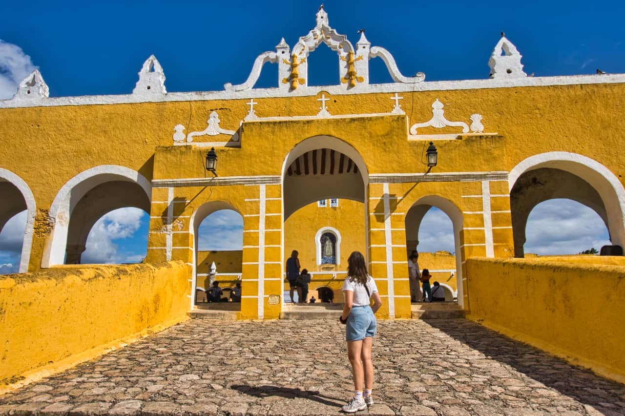 Izamal: Unsere Tipps für die gelbe Stadt in Mexiko